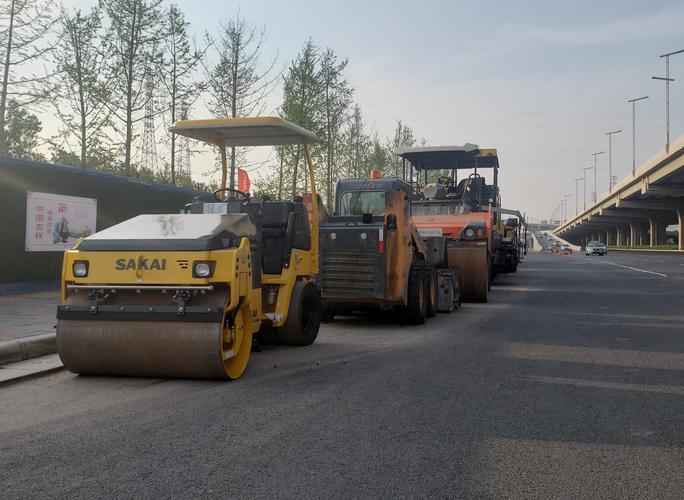 修补_彩色沥青施工_郑州沥青道路摊铺_柏油马路施工-恒鑫市政工程