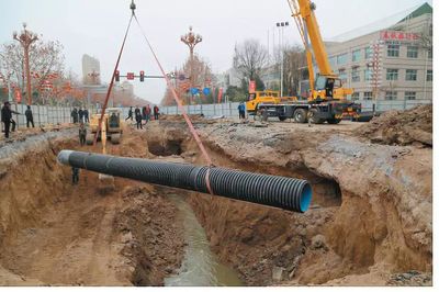 污水井破损导致路面塌陷 市政工程管理处全力抢修 预计3月14日恢复通车